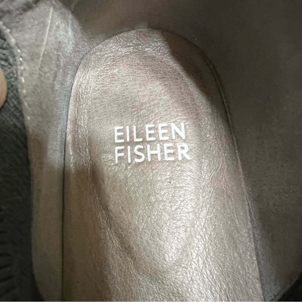 Eileen Fisher Brown and Cream Flats - Picture 6 of 9